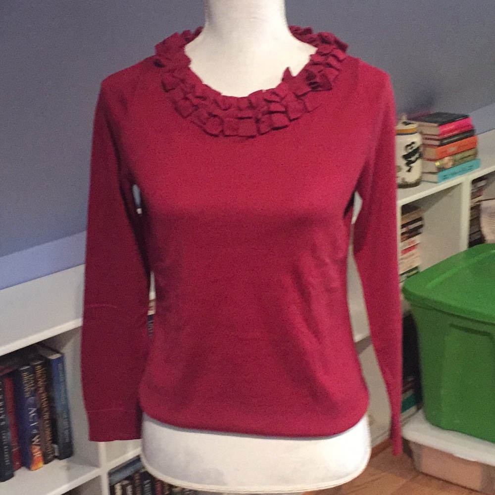 ❤️ Beautiful Cranberry colored Talbots sweater❤️